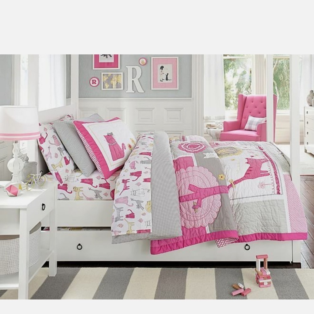 Pottery Barn Kids Girl's Kitty Cat Full/Queen Quilt